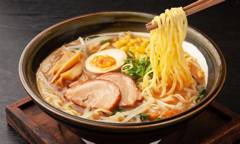 狸小路 ラーメン: なぜ宇宙人はラーメンを愛しているのか？